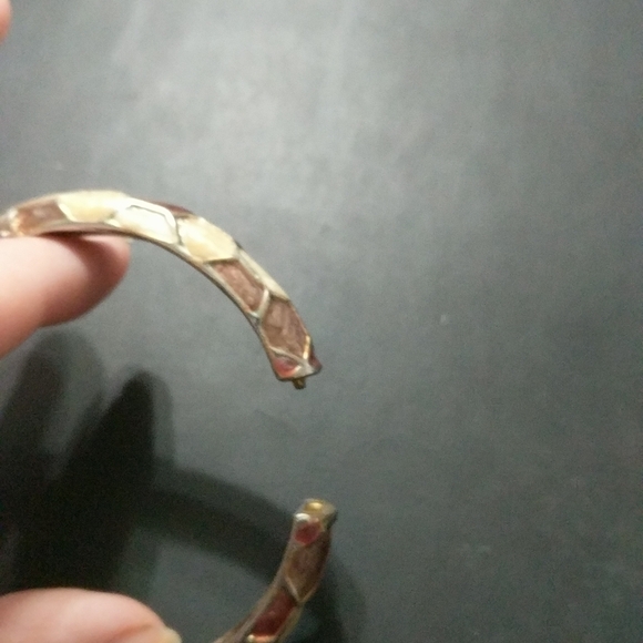 Silver Tone Purple and Cream Enamel Hinged Cuff Bangle Statement Bracelet - Picture 3 of 5